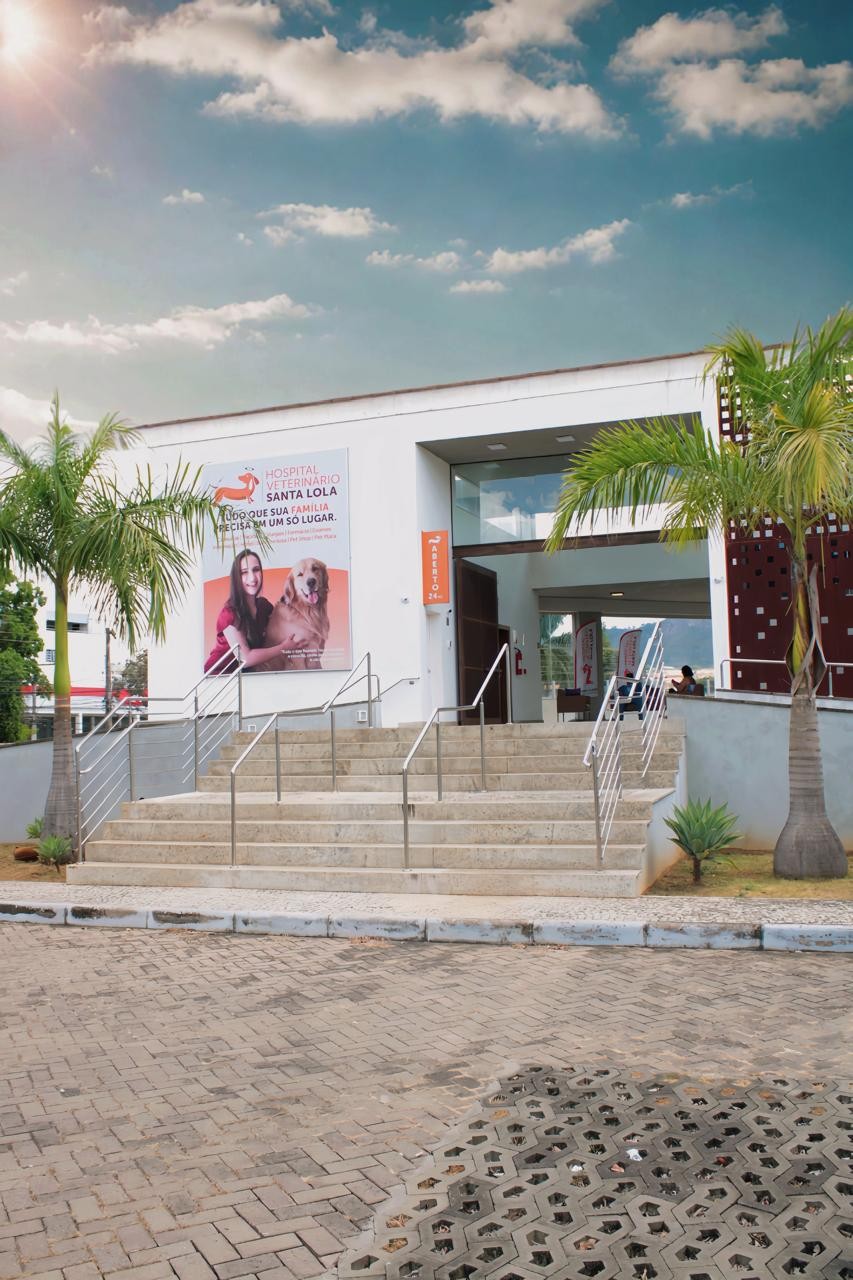 Fachada do Hospital Veterinário Santa Lôla em Pará de Minas